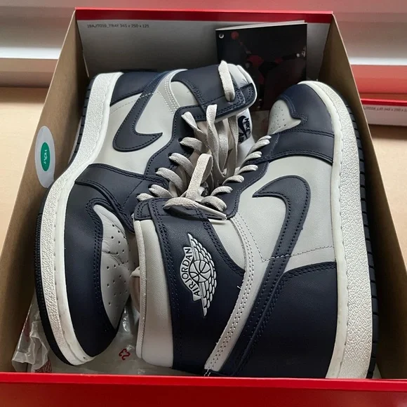 Nike Air Jordan 1 Retro High ‘85 Georgetown Sneakers Size 11